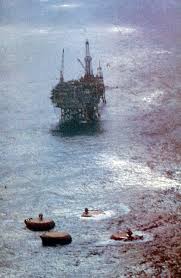 The results of an inquiry into the accident are summarized in this report. Datei Edda 2 7c And The Capsized Alexander L Kielland Nomf 02663 1 651 Jpg Wikipedia