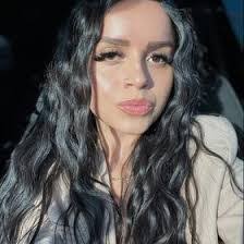 Kelly Pineda's Instagram, Twitter & Facebook