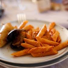 Macaronade Setoise Au Poisson Encornets Moules Seiche 5 Sur 9 Large Plats Mediterraneens Idee Legume Tielle Setoise