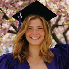 I am so happy and proud to have been part of this year's NYU Program  Board's Strawberry Festival team as their E-Board advisor! For nine months,  we worked tirelessly to put on