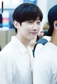 Jinyoung Cantores Ator Dancarino
