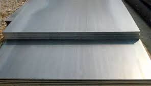 Material ini berfungsi sebagai penyumbang kekuatan tarik terbesar pada beton. Y Rl01w4tdpbom