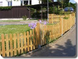 Ab 11 99 Euro Pro Gartenzaun Holz In 60 200cm Hohen Ausfuhrungen
