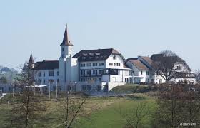 Get yourself acquainted with vordemwald and demographics of vordemwald, culture, people in vordemwald use this information to plan your trip to vordemwald. V Alte St Urbanstr 1 Pflg Sennhof Vordemwald Alte St Urbanstr 1 4803 Vordemwald Www Referenz Objekte Ch