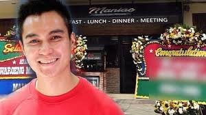 May he grow up to be great and successful. Buka Rumah Makan Baru Baim Wong Dapat Dua Ucapan Selamat Pengirim Karangan Bunganya Bikin Salfok Tribunstyle Com