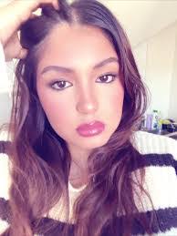 Melinda Avila's Instagram, Twitter & Facebook