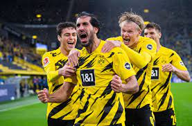 Warum sollten sie fußball auf bundesliga live stream sehen? Fussball Bundesliga Borussen Fahren Klare Siege Ein Fussball Stuttgarter Zeitung