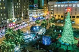 15 Things To Do In San Francisco On Christmas Day City Sightseeing San Francisco Christmas In San Francisco San Francisco Holiday Lights Tour