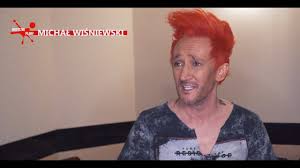 Michał krystian wiśniewski is a polish pop vocalist, leader of the pop group ich troje, who sang for poland at the 2003 and 2006 eurovision song contests. Michal Wisniewski Muzyczne Plany 2020 Odcinek Specjalny Youtube