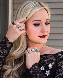 Gem Gossip Visits Trademark Antiques in Pennsylvania