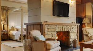 Warm And Elegant Living In The Presidential Suite Elegant Living Room Suite
