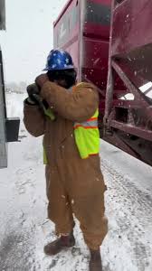 Ground is soft and the crane flipped over. Nobody was hurt thankfully. #fyp  #peterbilt379 #peterbilt #ndoilfield #oilfield #northdakotawinter #fracsand  #trucktok