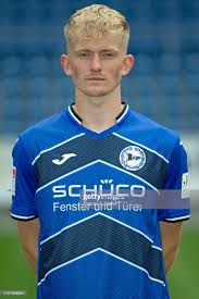 Choose which default price to show in player listings and squad builder. Dsc Arminia Bielefeld Old Request Collection Submissions Cut Out Player Faces Megapack