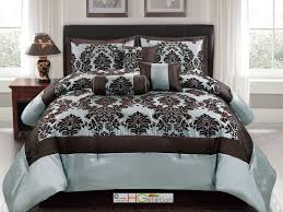 The blue euro shams feature brown flanges that add a charming touch and two embroidered decorative pillows provide a lavish accent. 7 Pc Silky Poly Satin Flocking Damask Floral Square Comforter Set Blue Brown Queen Walmart Com Walmart Com