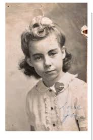 Some "new" photos of Mary Knoll and what the managers house looked like  back in the 1950s. Thank you Profe Deborah Lemon for these photos and the  additional photos and informationof your