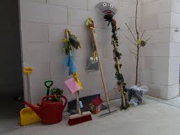 Wir haben einige ideen für sie, mit denen sie den hausbesitzern zum richtfest eine freude machen können. Tag 90 Richtfest Blechblog Nichts Ist Unblogbar