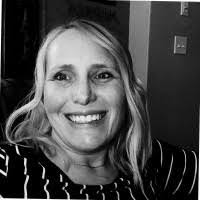 Stacey Crossley's Instagram, Twitter & Facebook