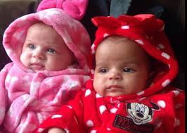 Δίδυμα με διαφορά ... σύλληψης!