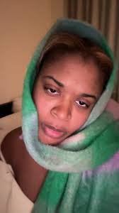 Elyse Knight's Instagram, Twitter & Facebook