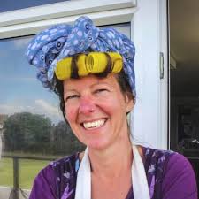 Friends pay tribute to 'bright and intelligent' Kent mum after body found  in Minnis Bay