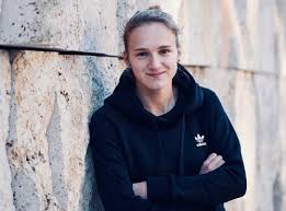 Oprichter & eigenaar van miedema accountants. Oranje Leeuwinnen Naar Halve Finale Mannenzaken Nl