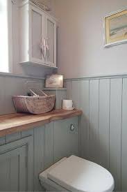 Bathroom With Tongue And Groove Walls Remodelaciondebanos Downstairs Bathroom Bathroom Makeover Small Bathroom