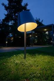 Gartenbeleuchtung Von Led Bis Solar In 2020 Gartenbeleuchtung Garten Und Gartenleuchten