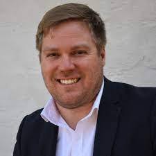 Kenya Marks's Instagram, Twitter & Facebook