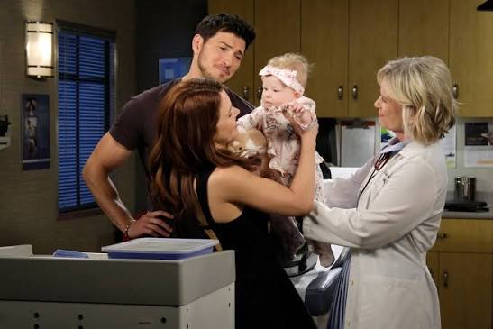 What happened? Baby Kelsey drama takes center stage in must-see DAYS spoiler  photos! #DaysofOurLives #DAYS https://soapoperanews.net/4-must-see-days-of- our-lives-spoiler-photos-for-july-13-17/