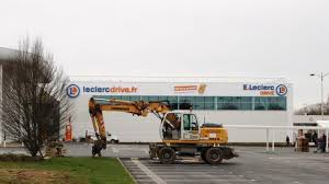 Maybe you would like to learn more about one of these? Bayeux Debut Du Chantier Au Centre Commercial Leclerc Caen Maville Com