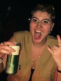 Anna Isaac (@annaisaac)