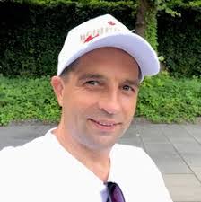 Alexander Makhotin's Instagram, Twitter & Facebook