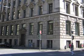 Warburg im kreis höxter liegt in der warburger börde und wurde 1010 erstmals urkundlich erwähnt. Finanzbehorde In Erklarungsnot Fabio De Masi Mdb