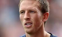 Stoke sign Dean Whitehead from Sunderland