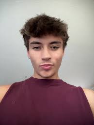 Joshua Overman's Instagram, Twitter & Facebook