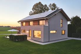 Satteldachhäuser modern interpretiert ohne dachüberstand mit gauben in skulpturaler architektur. Modernes Landhaus Mit Satteldach Carport Garage Hausbaudirekt De