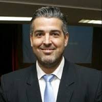 200+ perfiles de «Ariel Oscar»