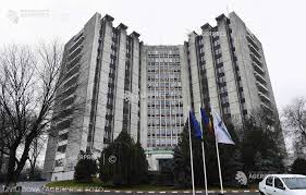 Aparatură medicală cumpărată cu preţuri duble şi săli de operaţii renovate, dar nefolosite, iată ce au găsit reprezentanţii corpului de control al ministerului sănătăţii la spitalul municipal bucureşti. Conducerea Spitalului Universitar AfirmÄ CÄ Nu A Fost InformatÄ CÄ Au Fost Amanate IntervenÅ£ii Chirurgicale Agerpres ActualizeazÄ Lumea