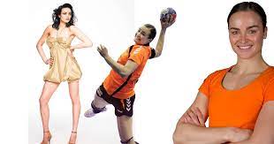 National championship i, commonly abbreviated nb i) is the top professional league for hungarian women's team handball clubs. Yvette Broch Van Model Naar Handbalbabe Van Oranje Andere Sporten Ad Nl