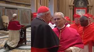Rare behind-the-scenes footage: Emotional moment Pope Leo XIV embraces  cardinals after landmark election | Trending