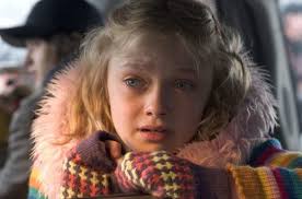 She rose to prominence at the age of seven for her performance as lucy dawson in the drama film i am sam (2001). Die Einkreisung Schauspielerin Dakota Fanning Agiert In Romanverfilmung Von Tnt Blairwitch De