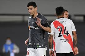 Atlético mg x river plate (18/08): Nacho Fernandez E Expulso Apos Revisao Do Var E Desfalca Atletico Mg Na Volta Contra River Atletico Mg Ge