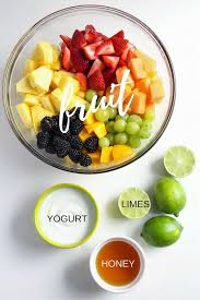 1001 Recettes Fraiches Et Legere Pour Concocter La Salade De Fruits D Ete Parfaite Salade De Fruits Fruits Sains Recette Fraiche