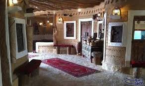 استعيد جزء من حياة أجدادك بتجربة الطعام في القرية النجدية بعيد ا عن المطاعم ذات الطابع المعماري الحديث التي قد تكون أصابتك بالممل بسبب Home Decor Decor Home