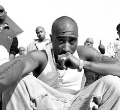 Последние твиты от chi modu (@chimodu). 90shiphopraprnb Tupac Shakur Los Angeles Ca 1995 Photo By Chi Modu Tupac Photos Tupac 2pac
