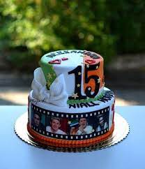 But this friday the 13th is quite the opposite, because it marks the birth of niall horan , aka our favorite blonde one directioner of all time. Niall Horan Fan Cake Photo Print Cake One Direction Cakes One Direction Birthday