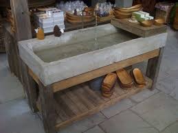 Concrete Tub Combined With Wood Very Nice Combination Beton Badewanne Waschbecken Garten Kochen Im Freien