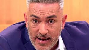 Elvis Vale's Instagram, Twitter & Facebook