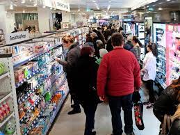 Ich bin die infobox heute nehmen wir euch mit zu rossmann. Rossmann Will Die Marke Von 4000 Filialen Knacken
