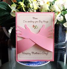 Easy Handmade Greeting Card For Mother S Birthday Mother S Day Card Hugs We Love You This Much In 2020 Mothers Day Cards Mother S Day Greeting Cards Mothers Day Crafts For Kids